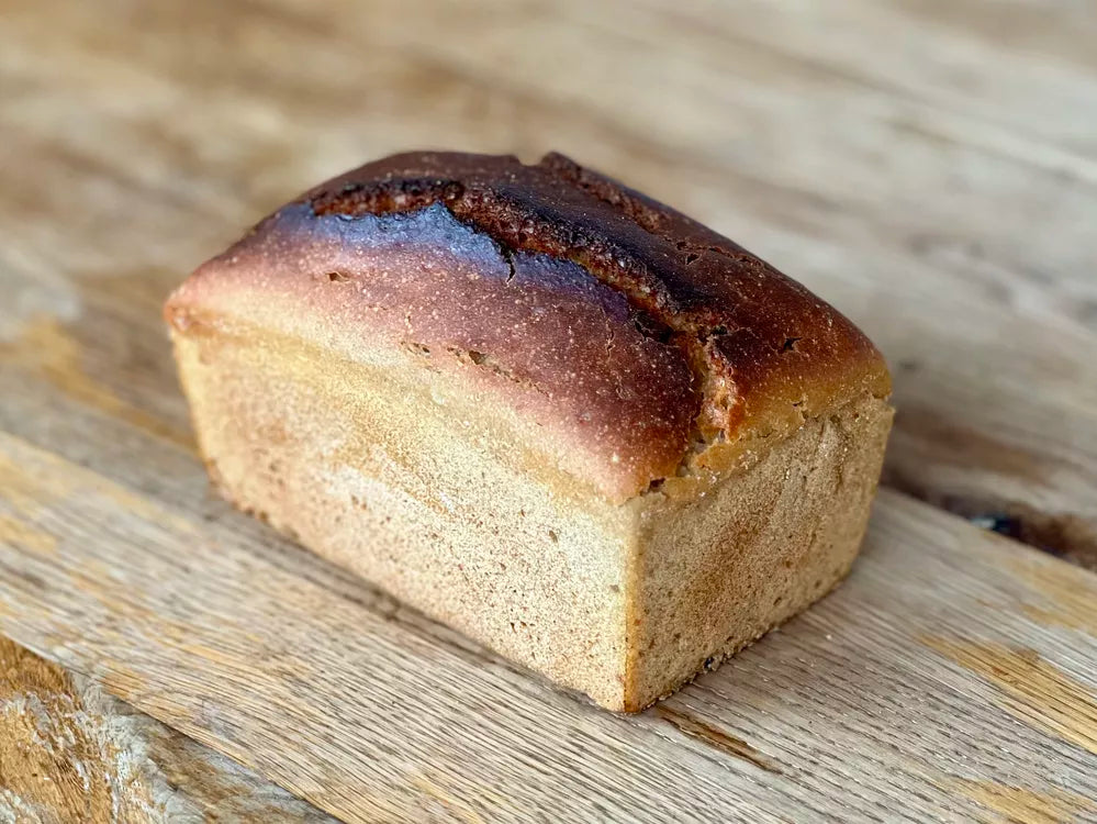 SKŁAD CHLEBA Chleb żytni pytlowy bez posypki na zakwasie naturalnym (360g)